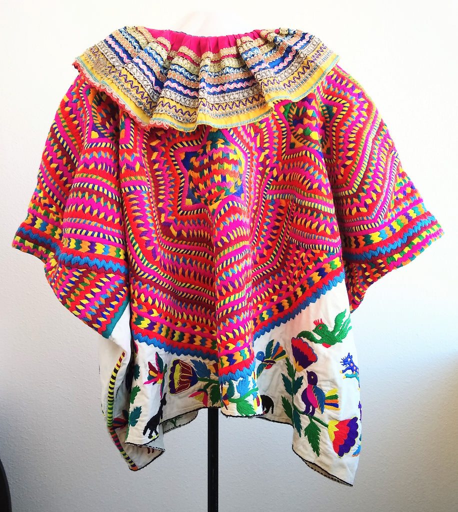 Huipil Rare San Mateo Ixtahuacán, Guatemala - 48" W x 30" L