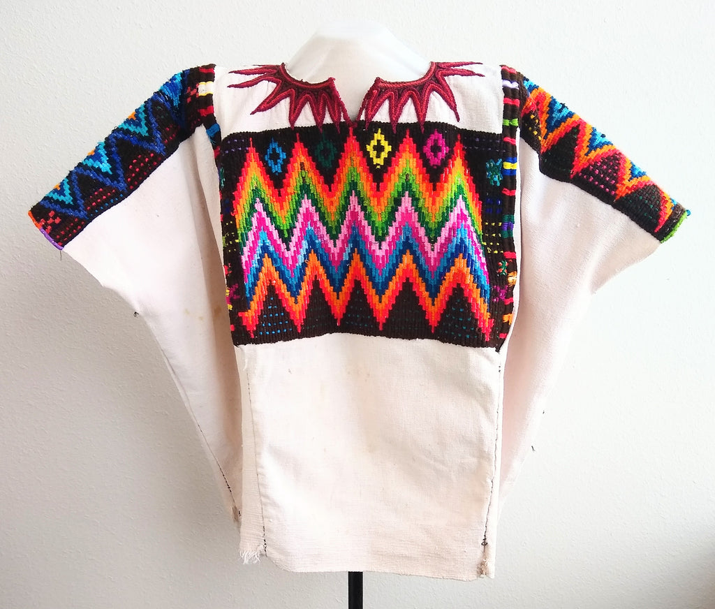 Huipil Chichicastenanga, Guatemala - 34" W x 26" L