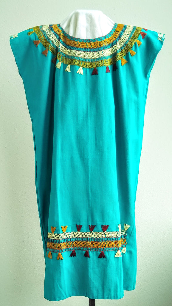Oaxaca Blouse/Blusa, Mexico - 21" W x 36" L