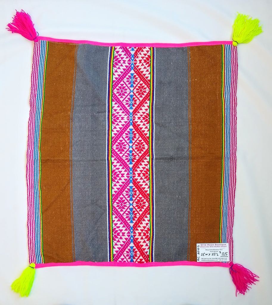 Q'ero Style Mesa/Mestana/Despacho Cloth - 23" X 25"